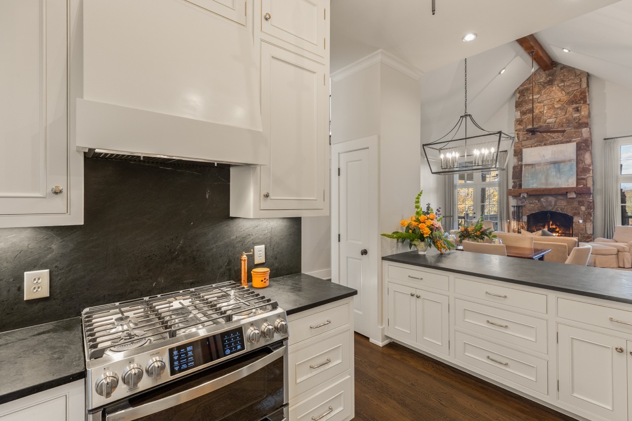 142 Grey Cottage Ln Photos 44 Large